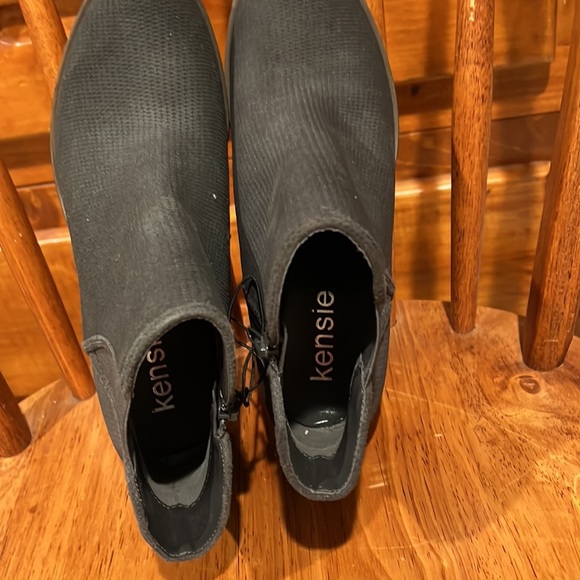 New Kensie Boots - Picture 13 of 16